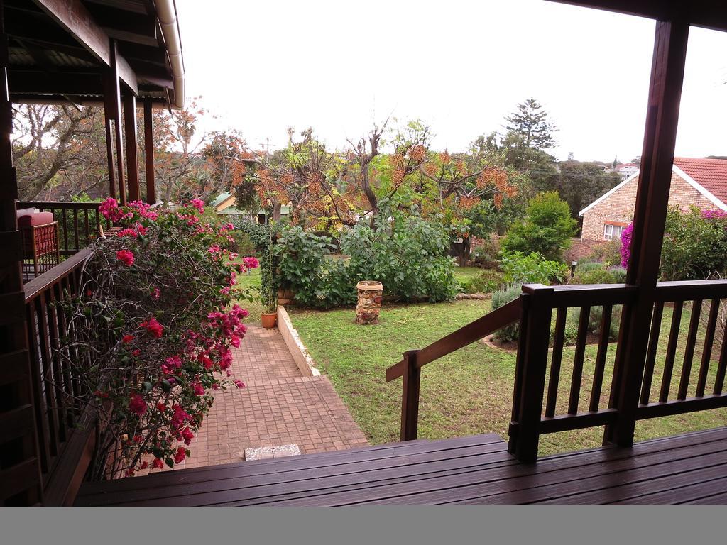 Dempsey'S Self-Catering Guest House Port Elizabeth Exterior photo